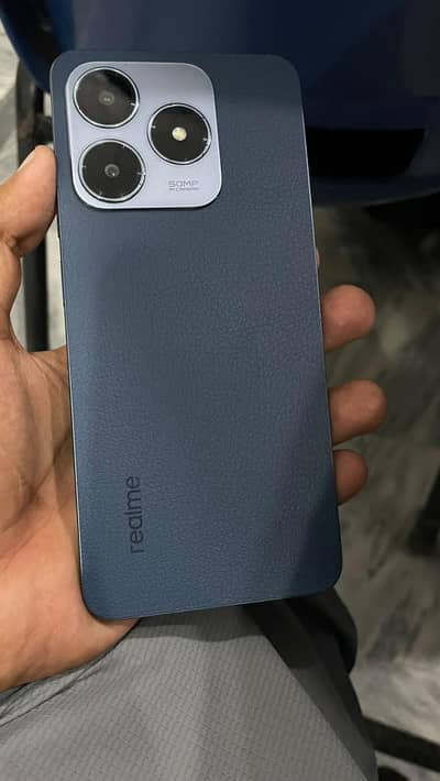 Realme C63