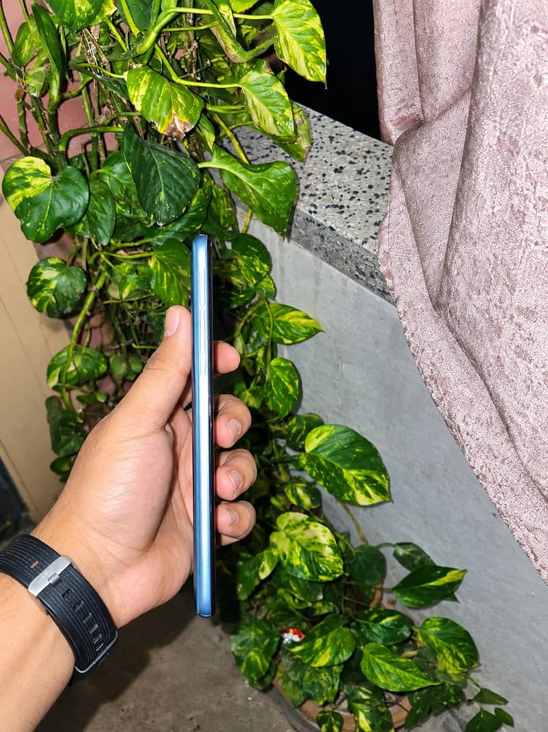 OPPO A76 5
