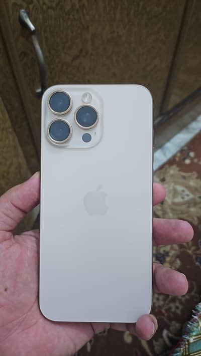 Apple iPhone 16 Pro Max