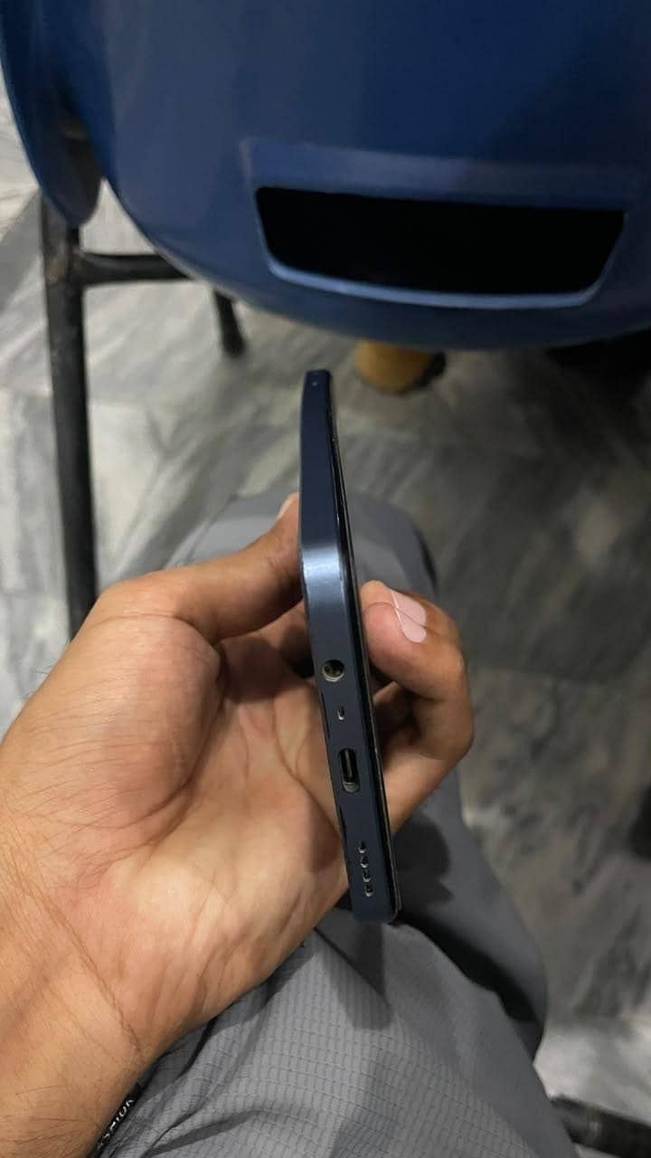 Realme C63 2