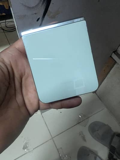 Samsung Mobile Z Flip 5