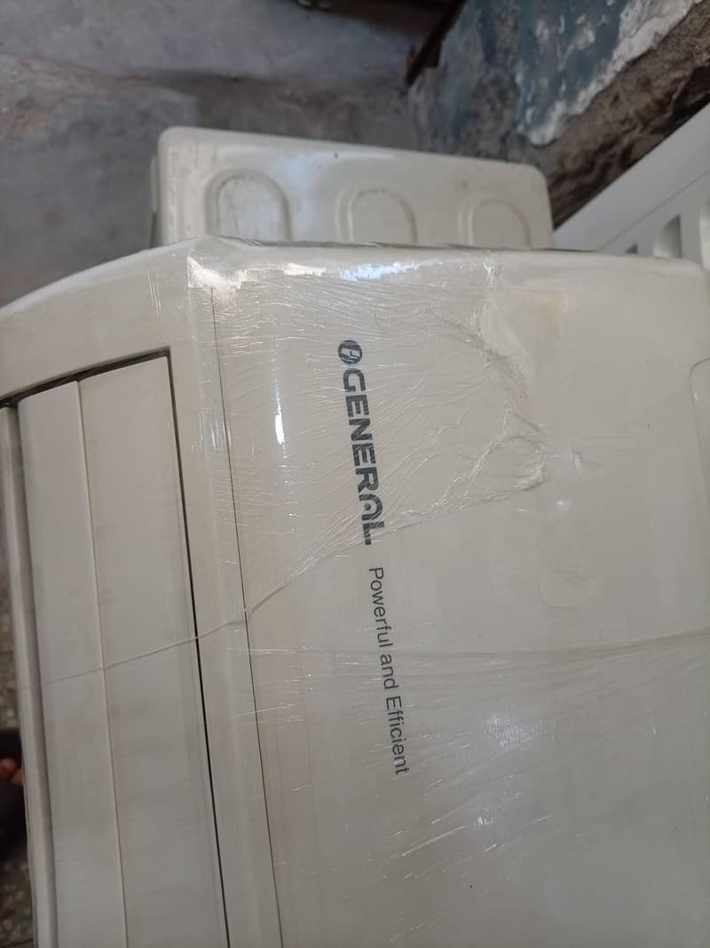 Journal split AC inverter 1