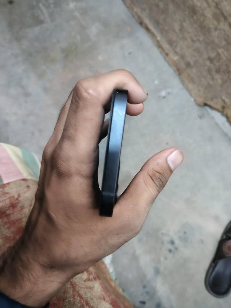Apple iPhone 12 2