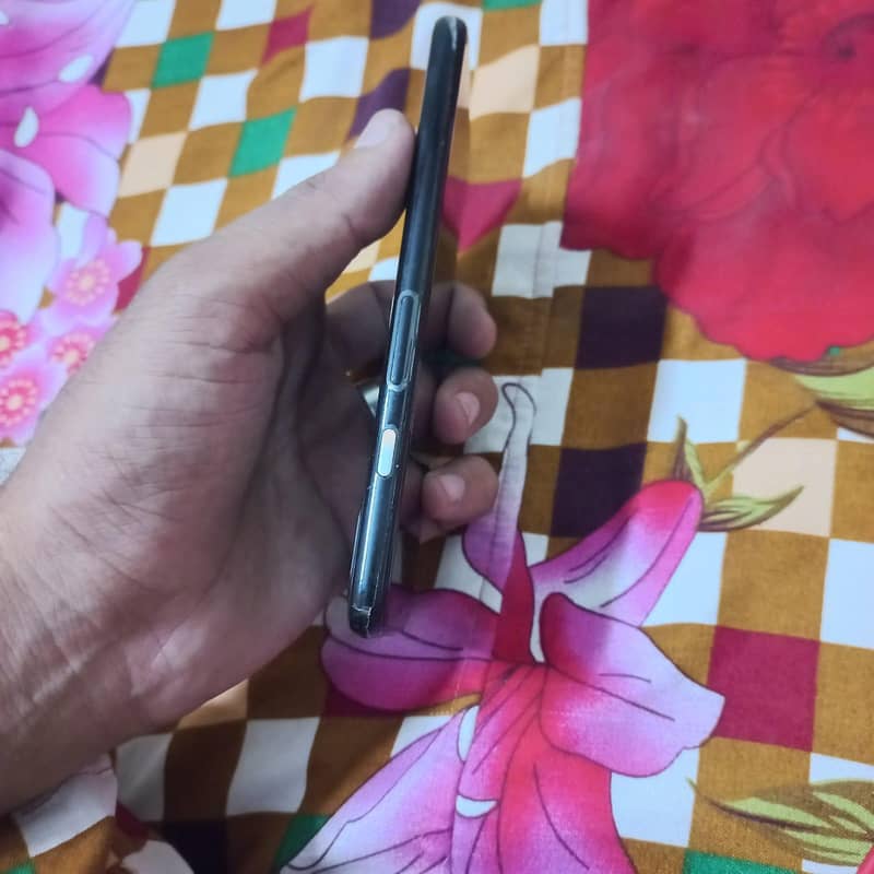 Google Pixel 4 8