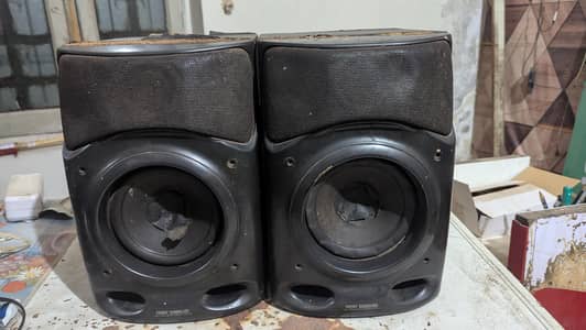 Two Aiwa Made in Thailand speaker+ Two imported speaker