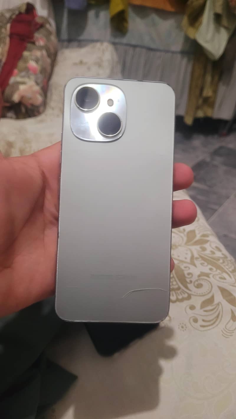 Tecno Spark Go 2