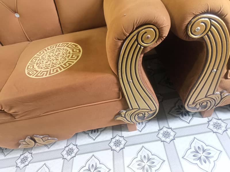2.1 sofa 1