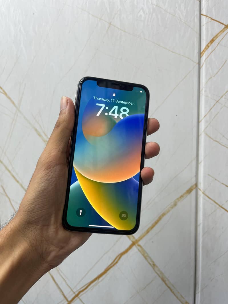 Apple iPhone X 2