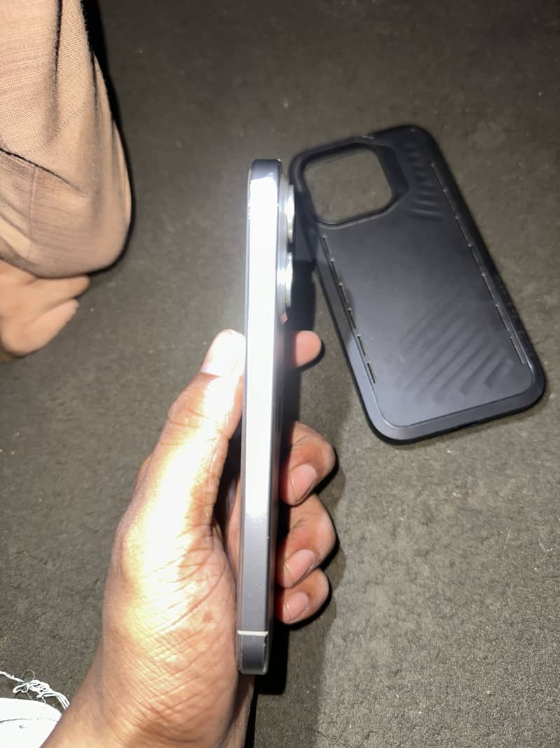Apple iPhone 15 Pro 7