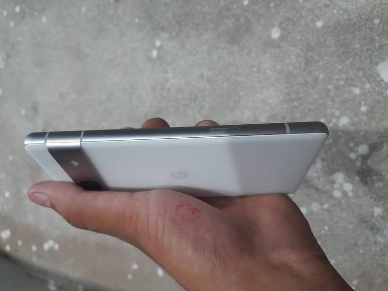 Google Pixel 7a 4