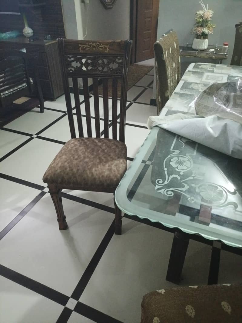 dining table 0