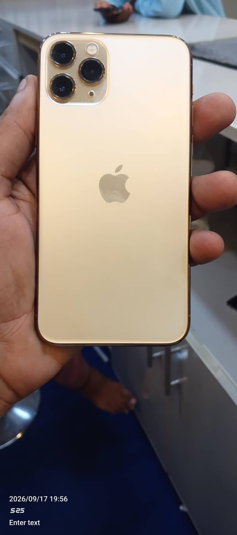 Apple iPhone 11 Pro 0