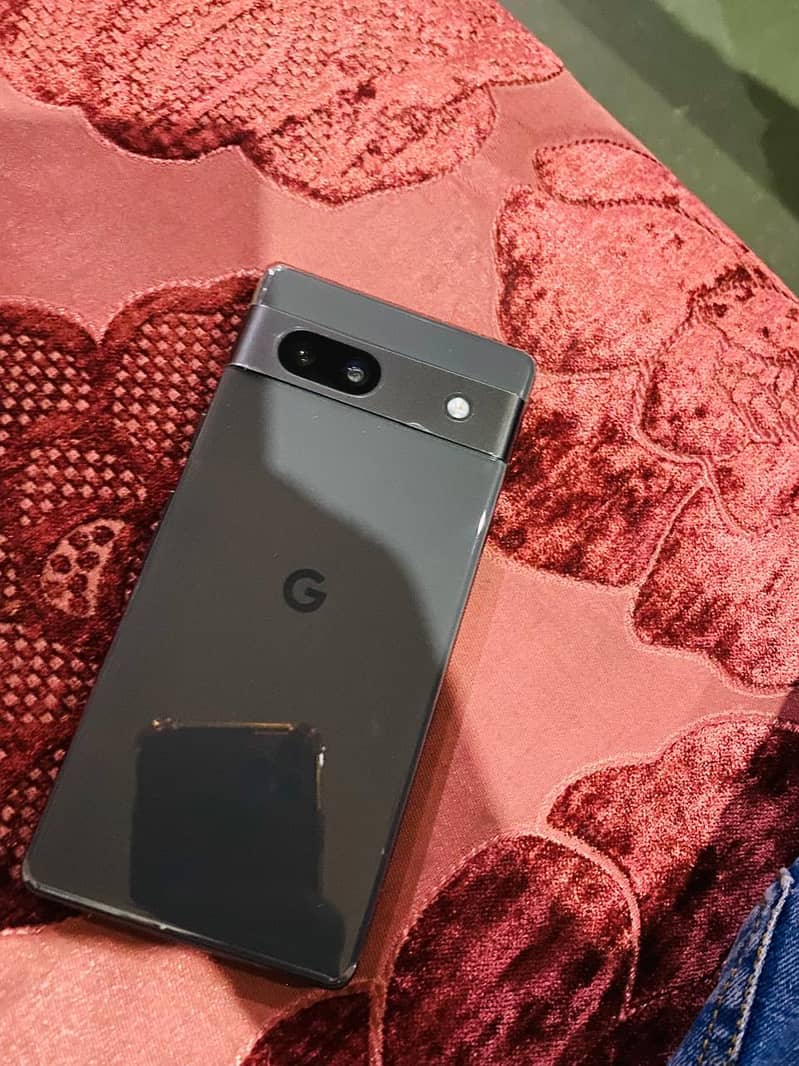 Google Pixel 7A 4