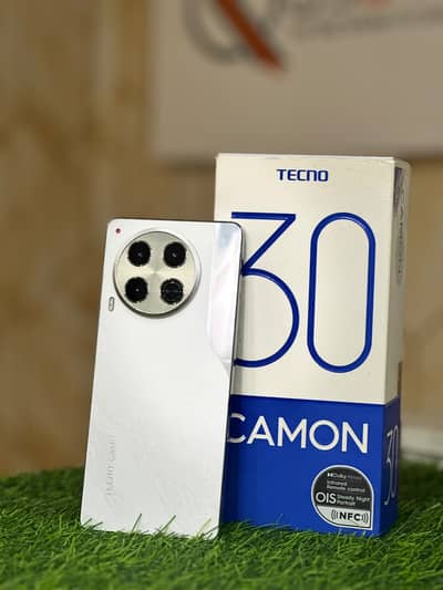 Tecno Camon 30 8GB RAM 256GB Storage With Box & Charger