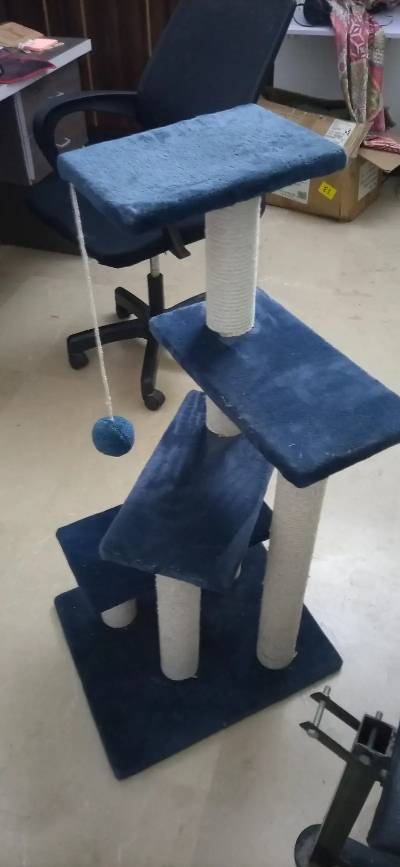 Cat Tree & Scratching Post for Sale — photo 2