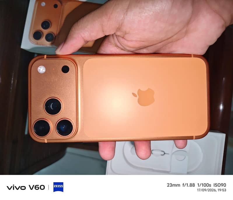 Apple iPhone 17 Pro Max 7