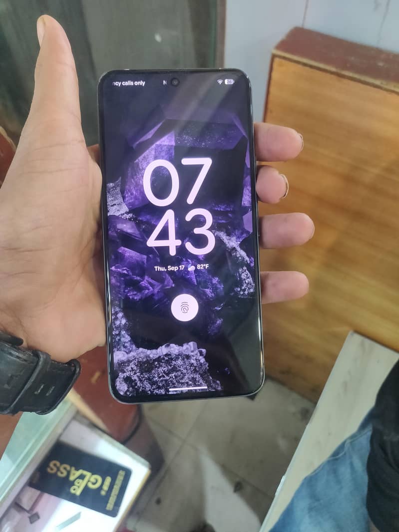 Google Pixel 8 1