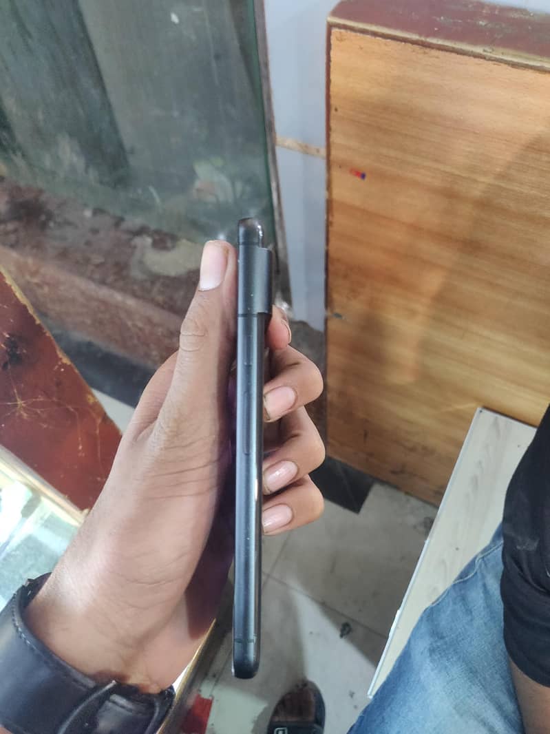 Google Pixel 8 2