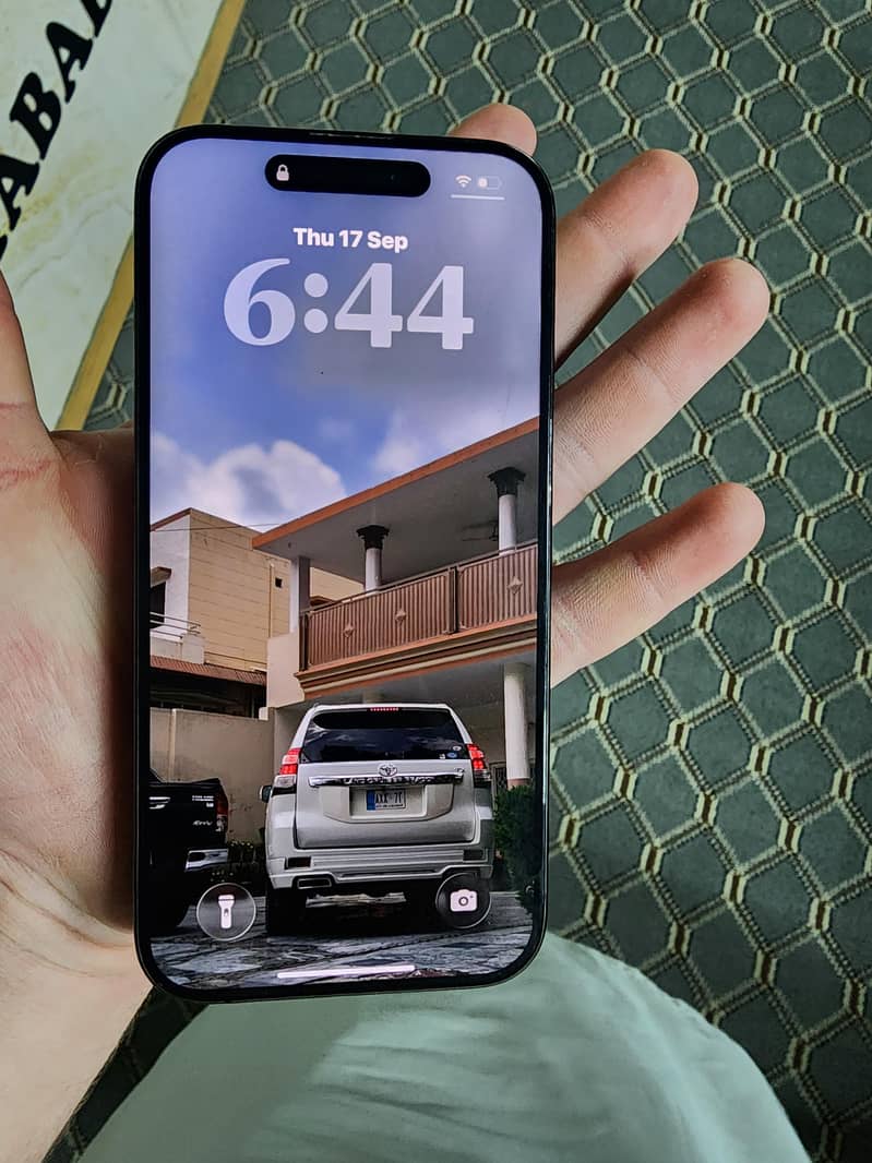 Apple iPhone 15 Pro 9