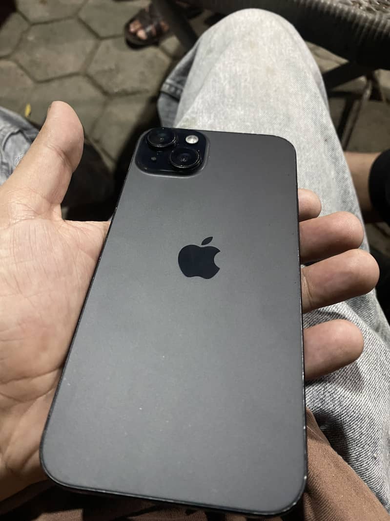 Apple iPhone 15 plus 4