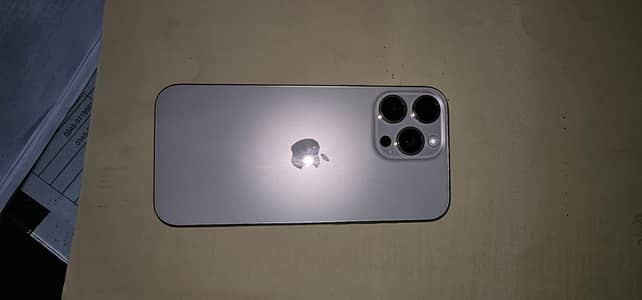 Apple iPhone 16 Pro Max