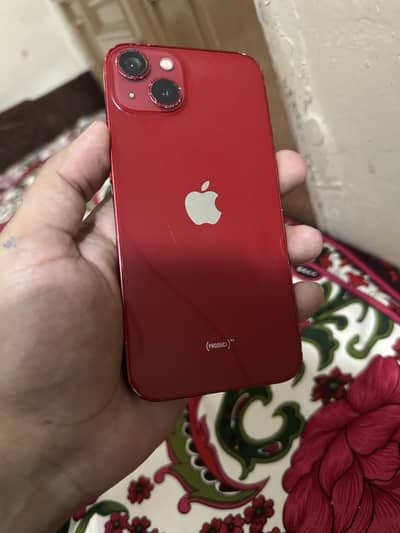 Apple iPhone 13