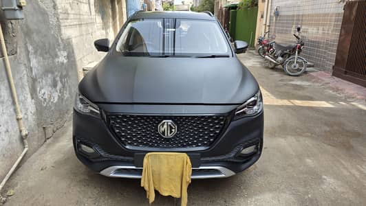 MG HS 2021