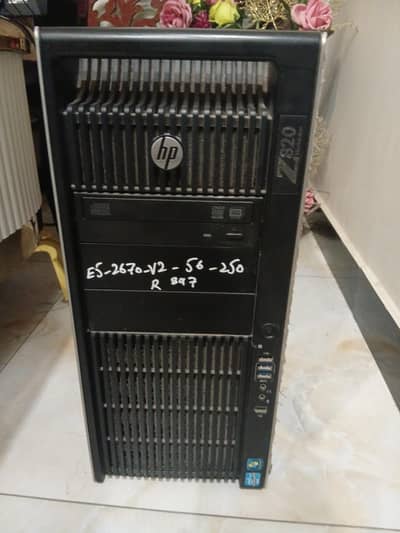 Hp Z 820 workstation + Hp Elite display E241i Led Monitor