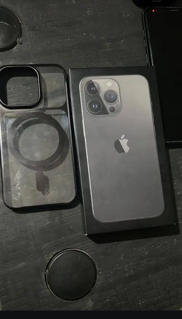 Apple iPhone 13 Pro 3