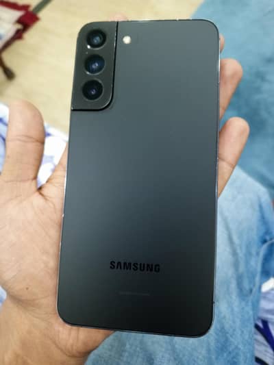 Samsung Mobile S22 Plus