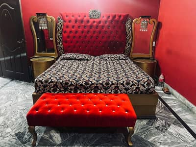 1 king size bed 1 dressing table 2 chairs and table 1 setty