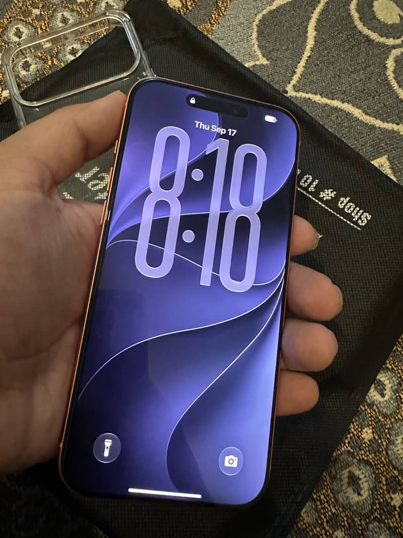 Apple iPhone 17 Pro Max 1