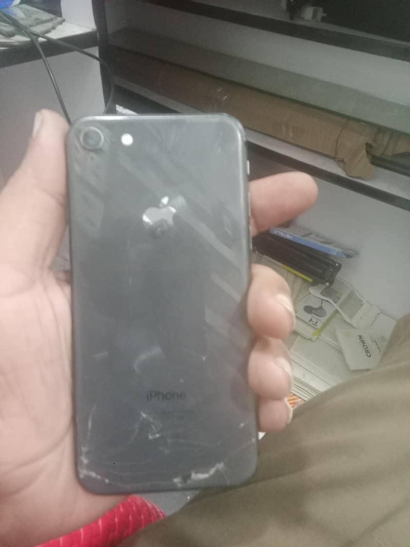 Apple iPhone 8 2