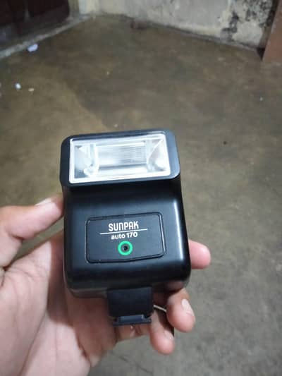 Sunpak Auto 170 Vintage Camera Flash