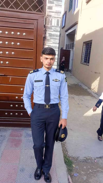 Huzaifa Khan 