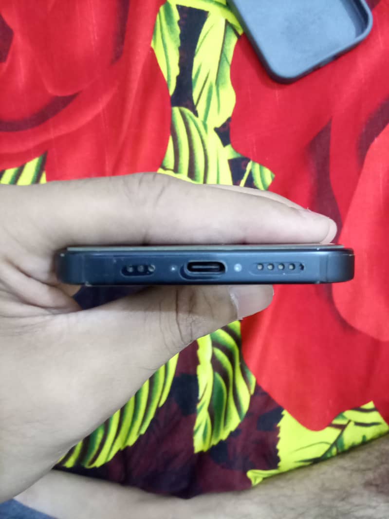 Apple iPhone 15 0