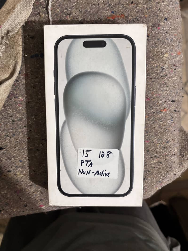 Apple iPhone 15 2