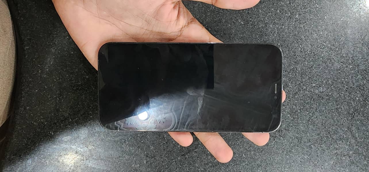 Apple iPhone 12 Pro 3