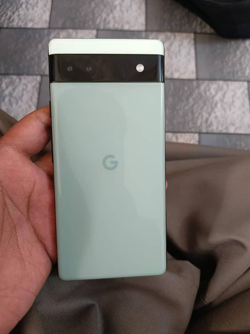 Google Pixel 6a 5