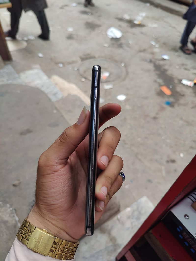 One Plus 7 Pro 3