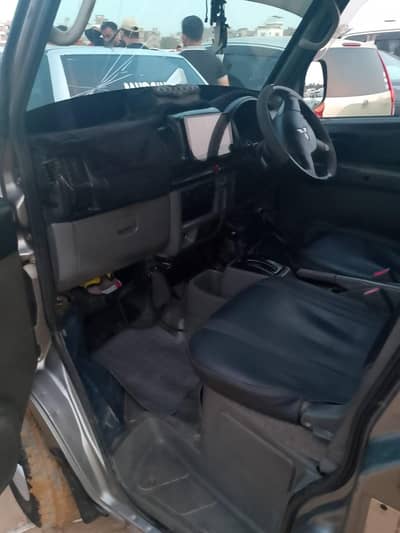 Mitsubishi Minicab Bravo 2012