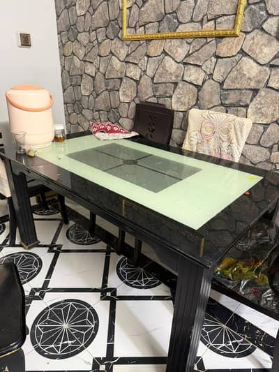 table for sale price negotiable