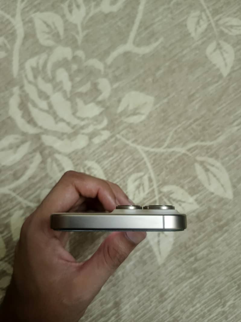 Apple iPhone 16 Pro Max 256 4