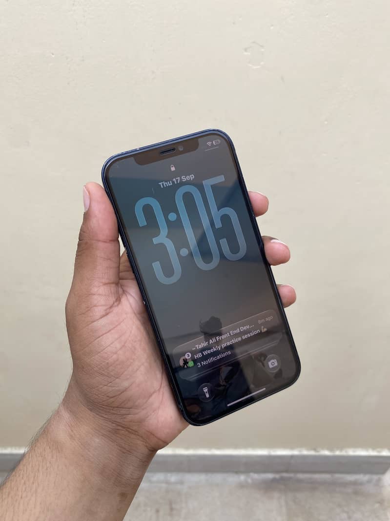 iPhone 12 2