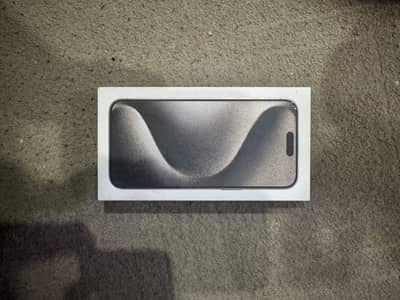 Apple iphone 15 pro max mint condition