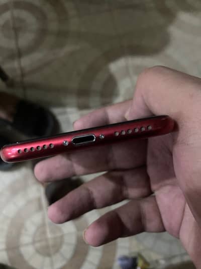 Apple iPhone SE