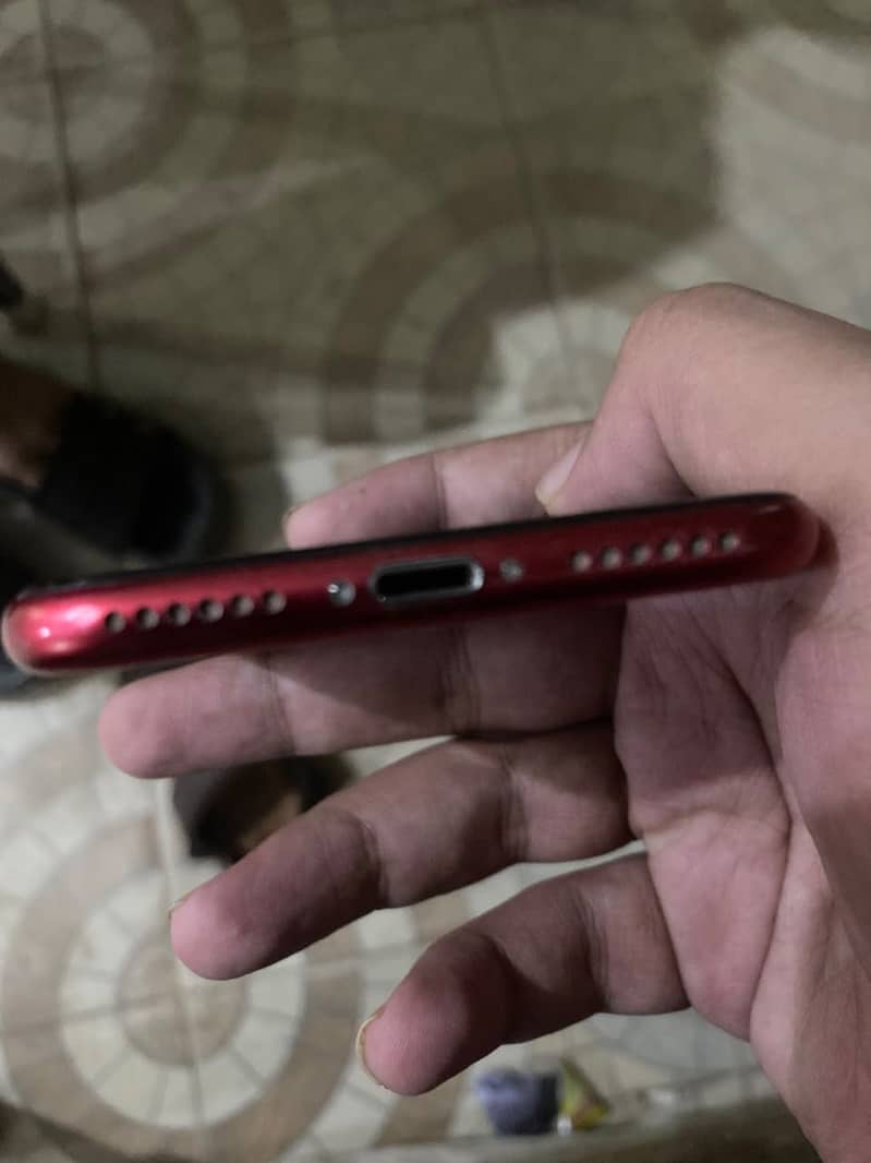 Apple iPhone SE 7
