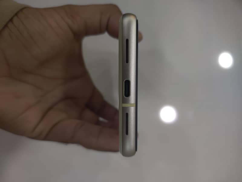 Google Pixel 7 3