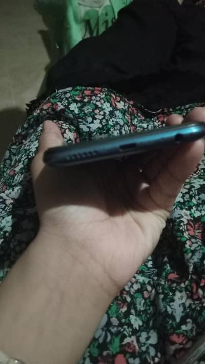 Infinix Hot 8