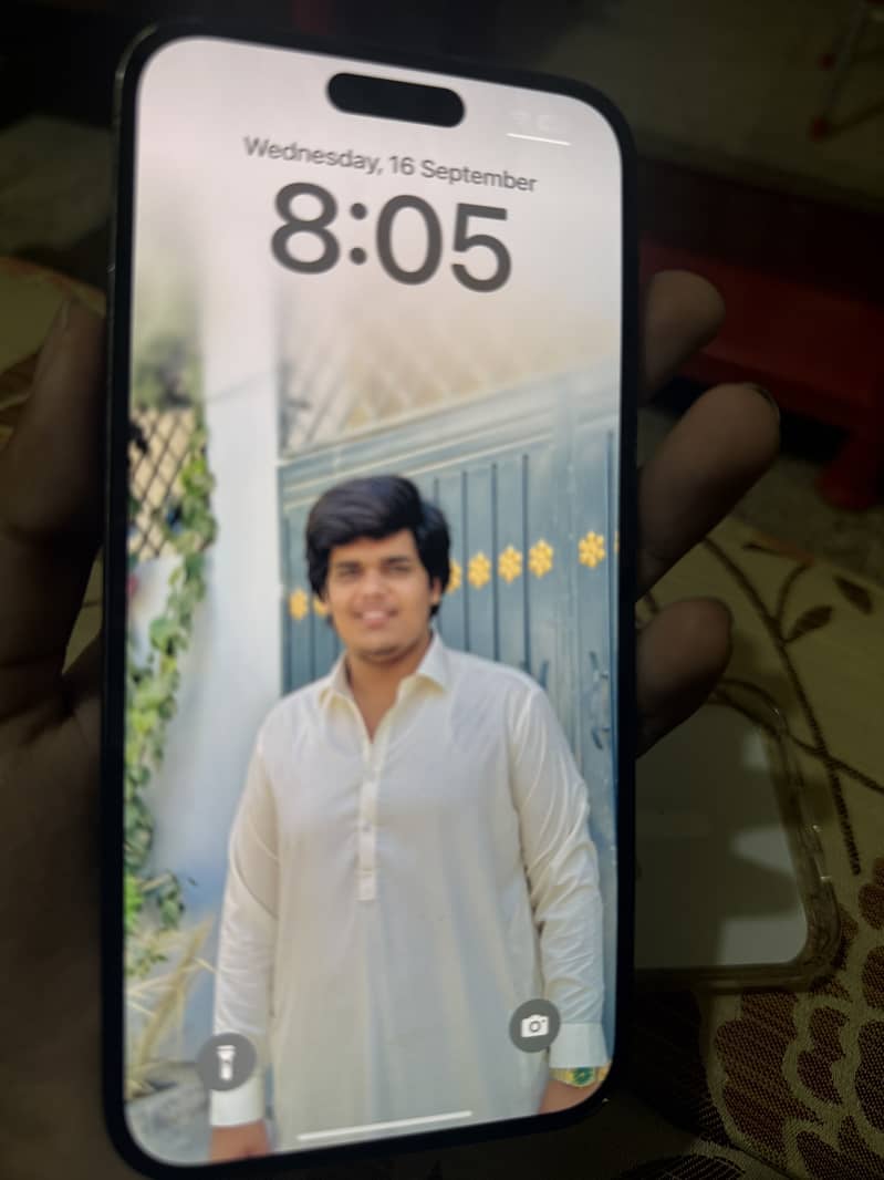iPhone 14 Pro Max 2